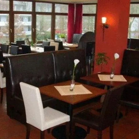 Zum Neckartal 3* Heidelberg